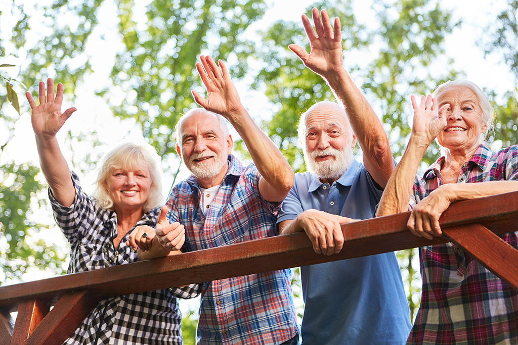 associations pour seniors proposant diverses activités